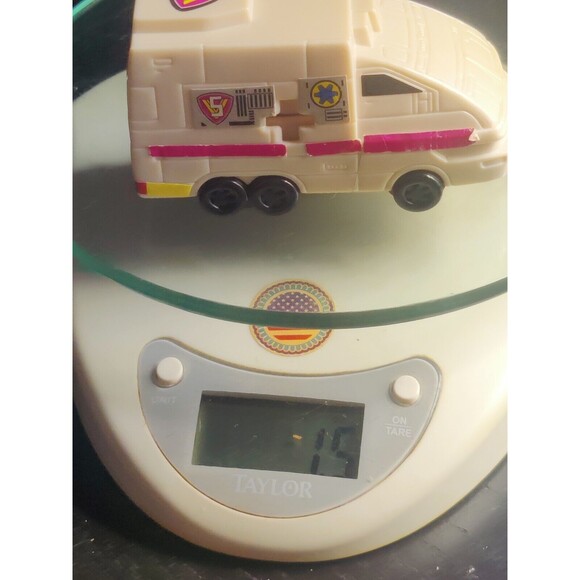 Rare Vintage 2000 McDonalds’s Saran MMPR Rescue 5 Mighty Power Ranger Ambulance - Picture 10 of 10